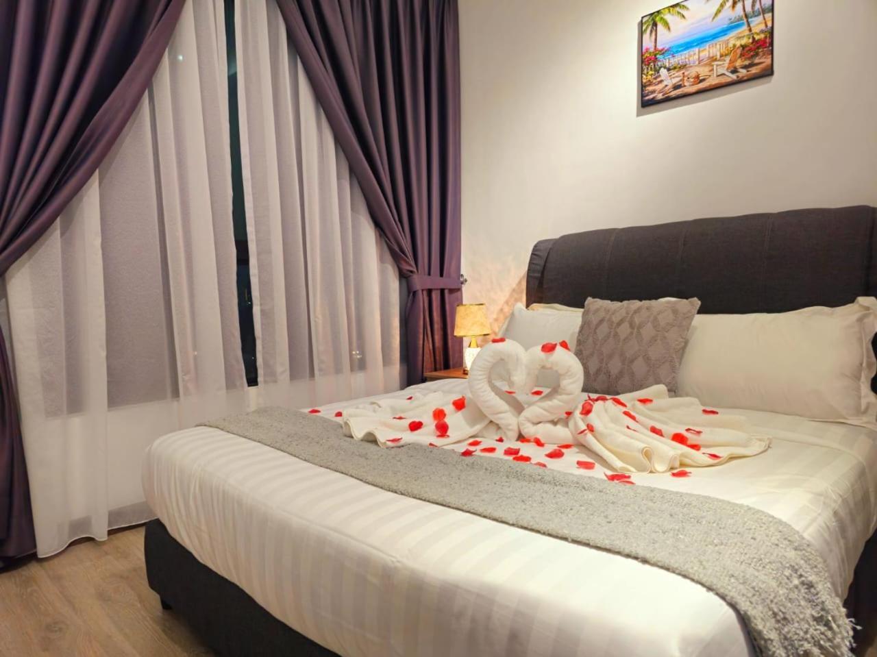 Cubic Botanical 2房1厕舒适与齐全设备适合家庭 Apartemen Kuala Lumpur